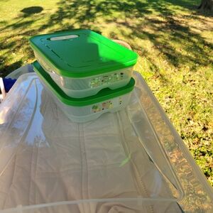 Tupperware FridgeSmart Fruit Vegetable Storage Container 1.8L